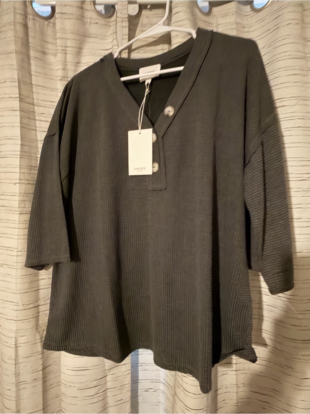 NWT. L. Cozy Dark gray Henley Top with Button Detail.
